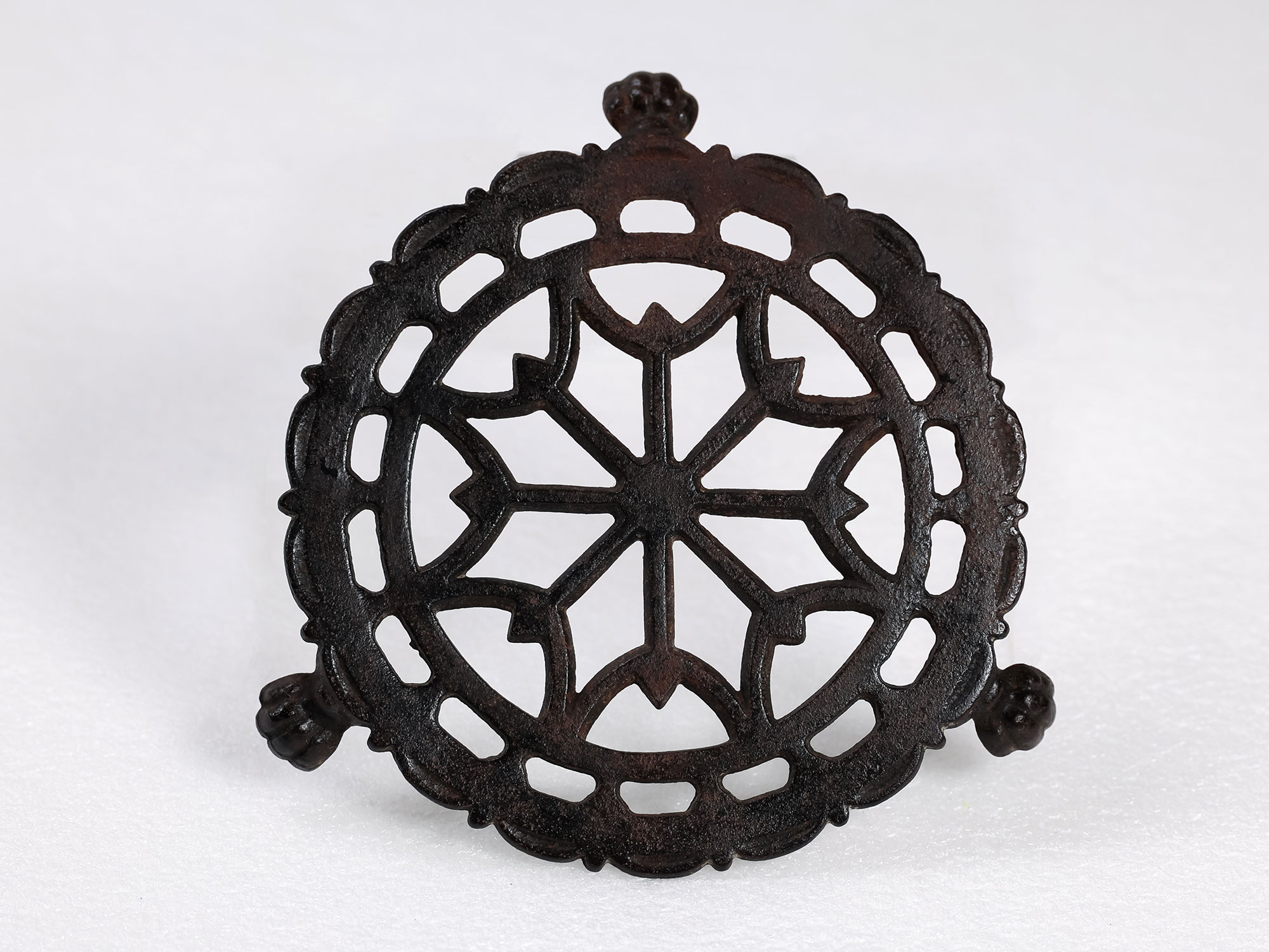 Wrought iron and cast iron trivets, Mrs. William Rockwood American Collection